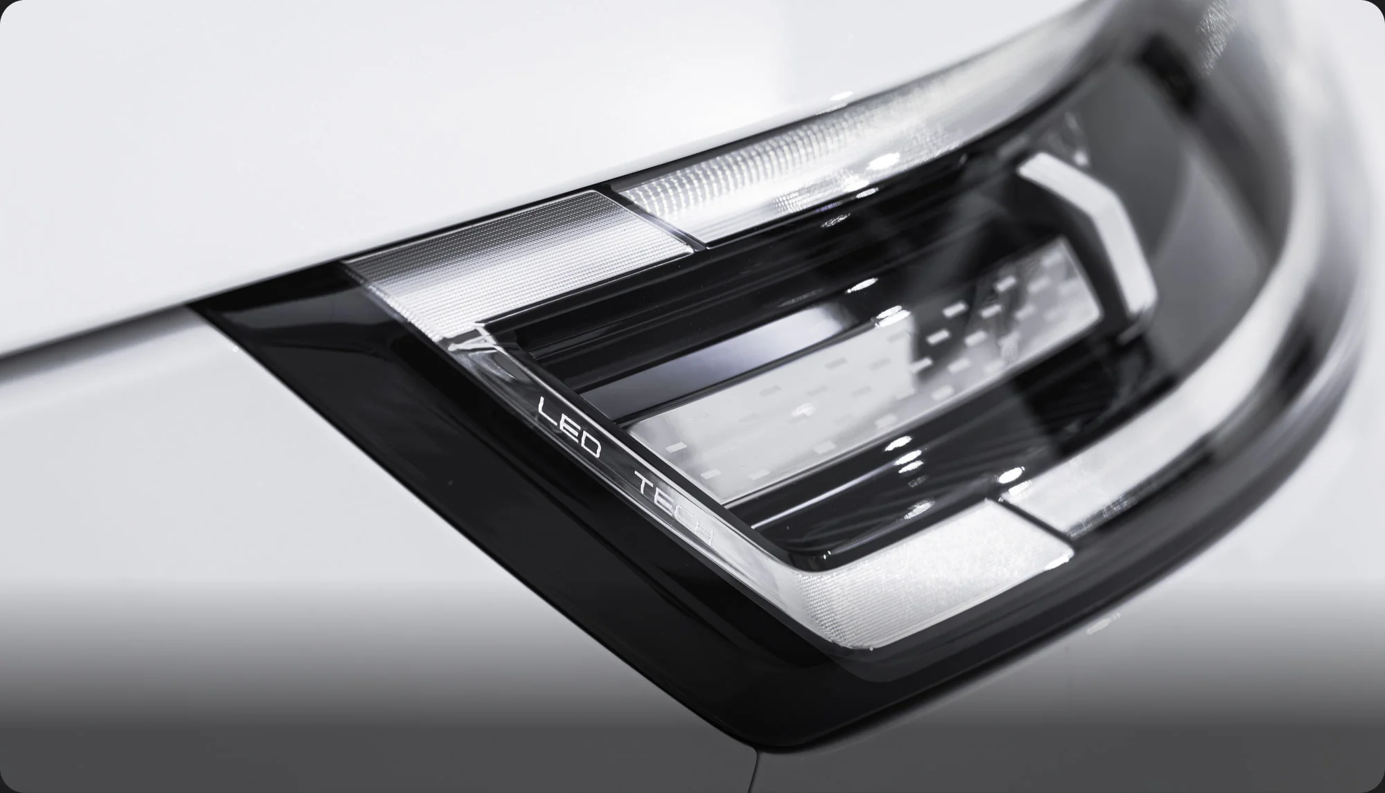 Streamlined Aero Front Profile